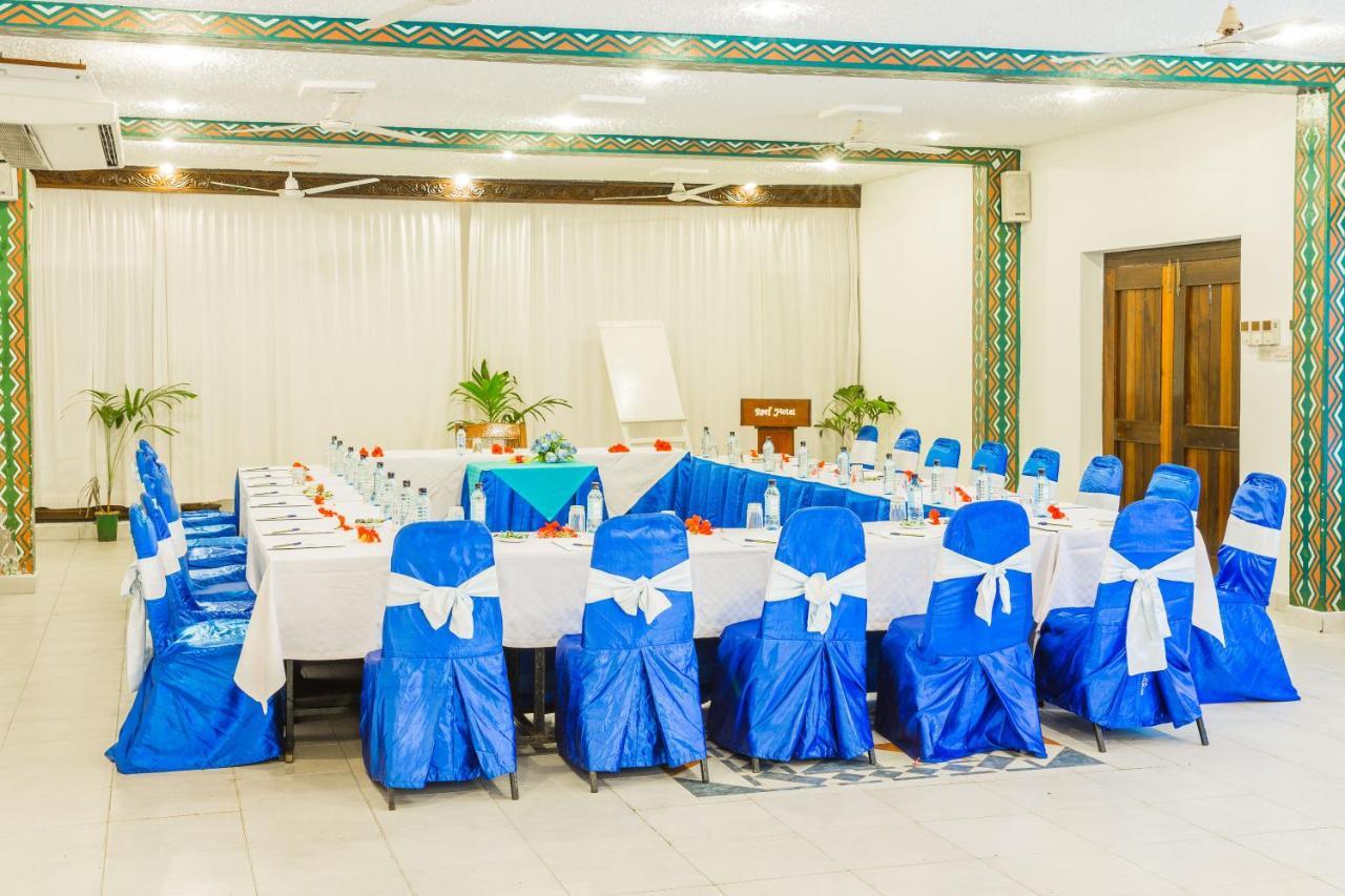 Reef Hotel Mombasa Eksteriør bilde