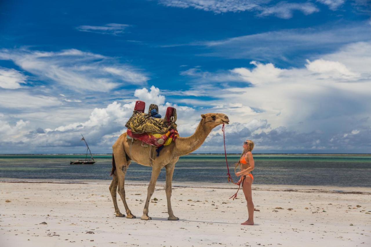 Reef Hotel Mombasa Eksteriør bilde