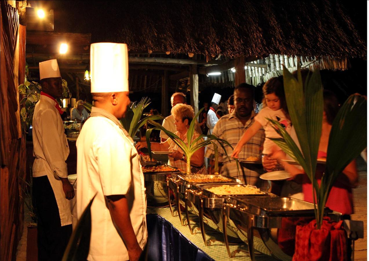 Reef Hotel Mombasa Eksteriør bilde
