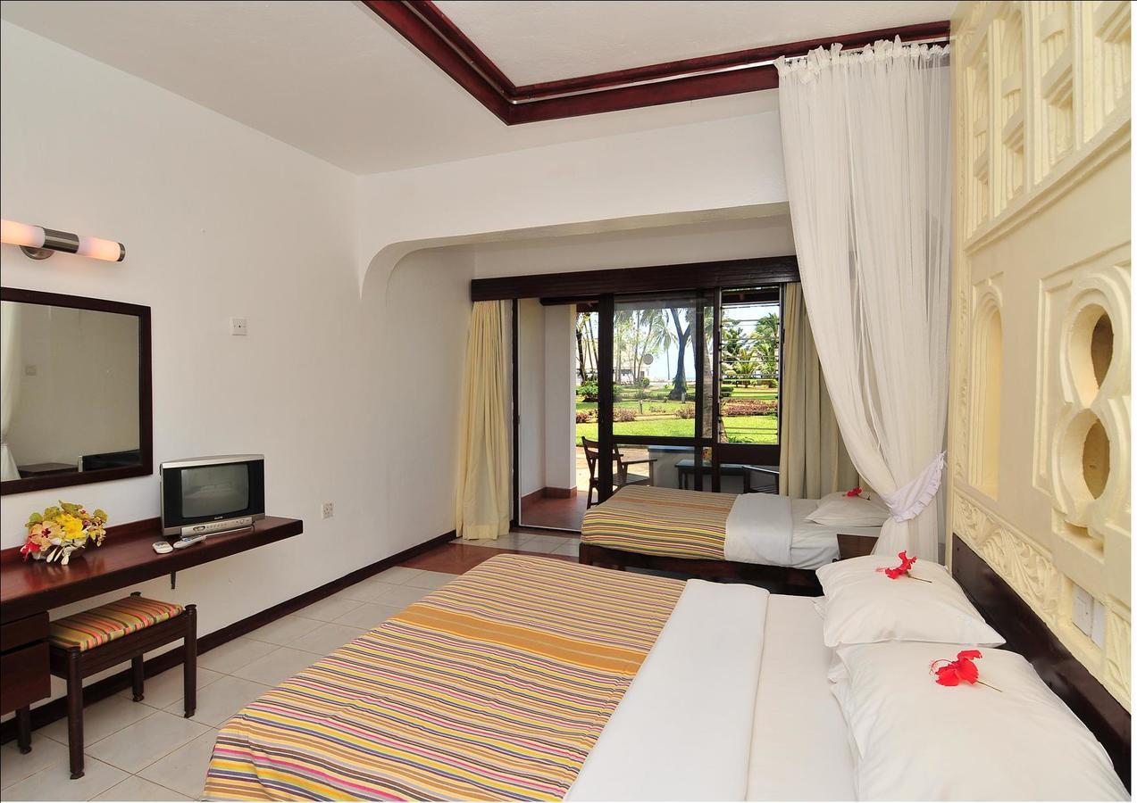 Reef Hotel Mombasa Eksteriør bilde