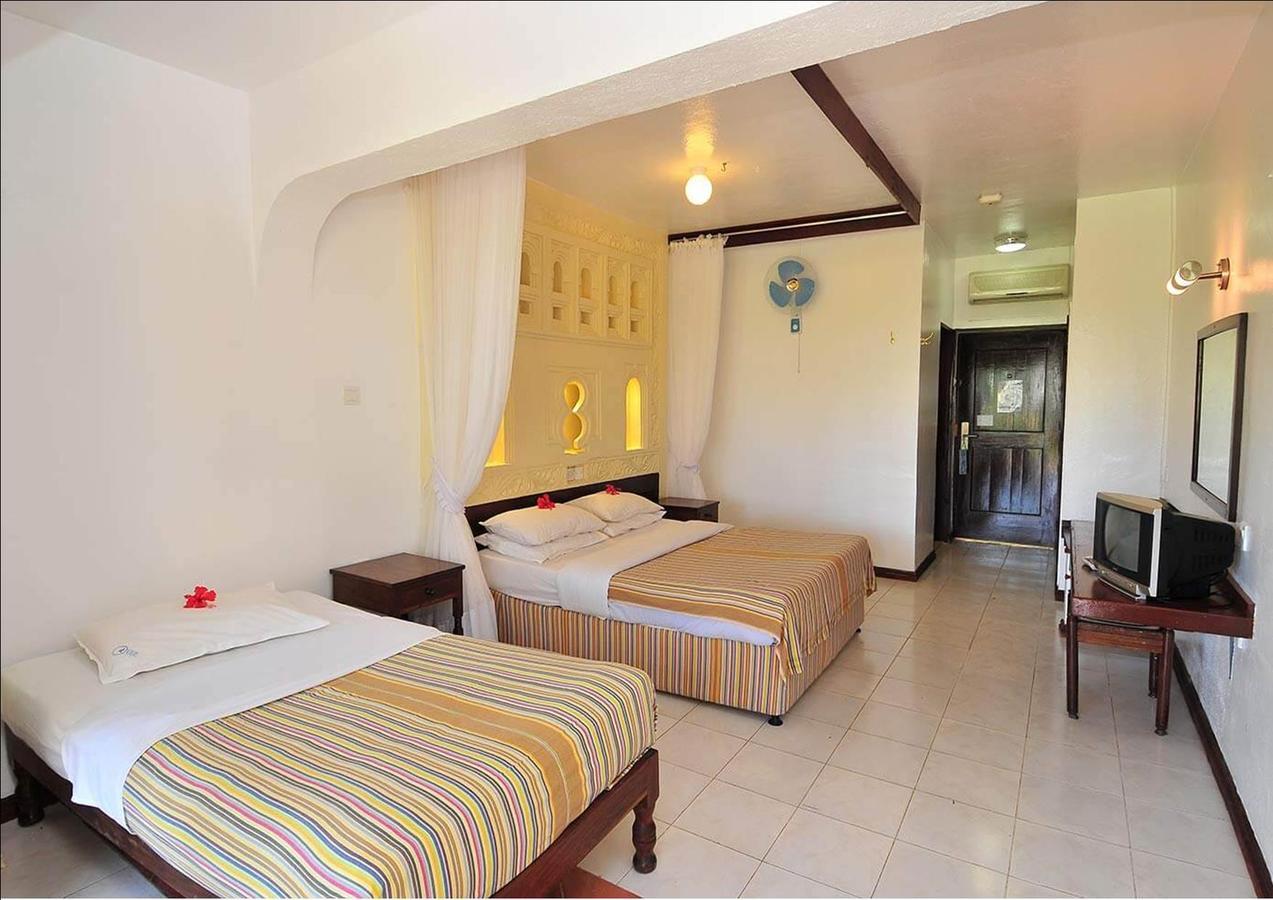 Reef Hotel Mombasa Eksteriør bilde